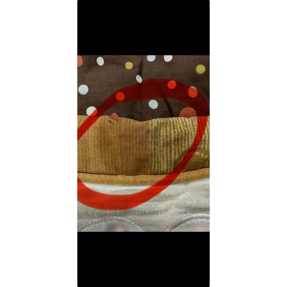 Lambs & Ivy neutral stitching
